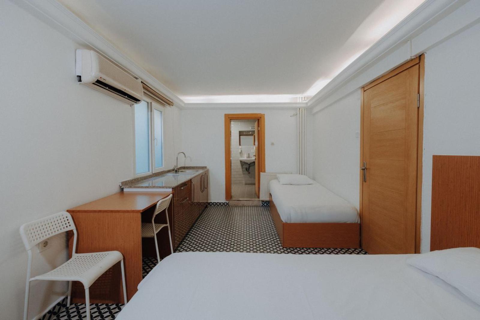 Deniz 2* Izmir